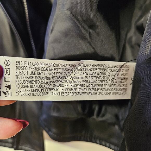 Forever 21+ Black and White Faux Leather Jacket Size 3X NWT Stars Casual Goth - Picture 9 of 12